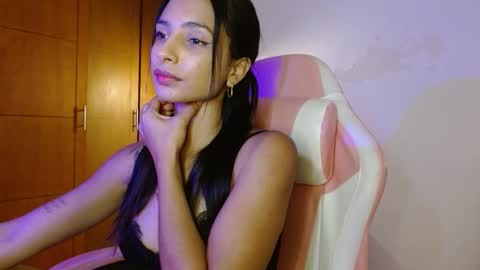 AnnaS online show from November 23, 5:10 am