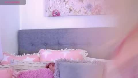 Antonella Lee online show from May 16, 8:30 pm