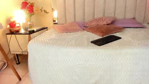 ANNY  online show from May 11, 2:45 pm