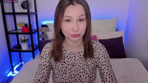 Snapshot of anny_limis chatting on December 10, 1:32 am Anna online show from December 10, 1:32 am
