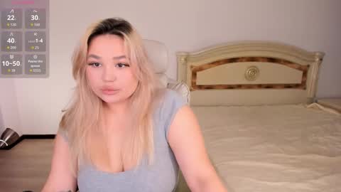 Anna online show from October 20, 4:43 pm