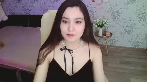 Snapshot of anny_shine chatting on March 6, 1:05 am Annie online show from March 6, 1:05 am