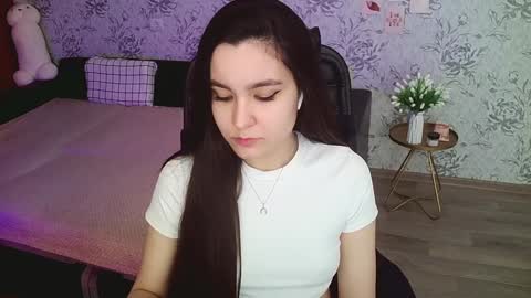 Snapshot of anny_shine chatting on December 29, 3:44 am Annie online show from December 29, 3:44 am