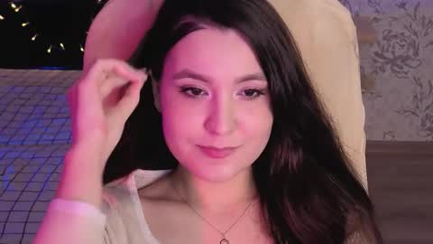 Annie online show from March 2, 9:20 pm