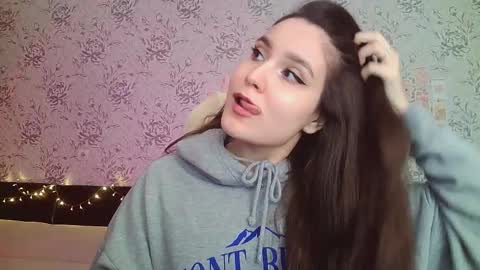 Snapshot of anny_shine chatting on September 10, 4:45 am Annie online show from September 10, 4:45 am