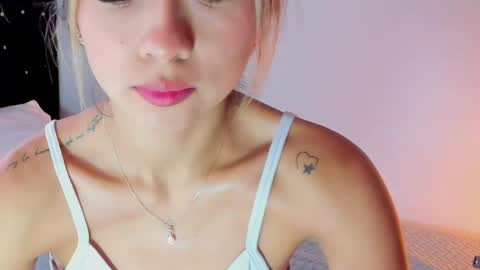 Annyy Ricee28 online show from May 16, 11:53 am
