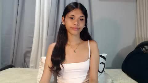 anok_yaii online show from May 24, 8:46 am