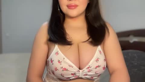 Snapshot of anora_sunny chatting on October 8, 10:30 am Any online show from October 8, 10:30 am