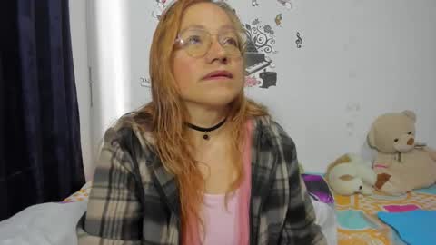 anthonela_mature_ online show from October 12, 8:33 pm