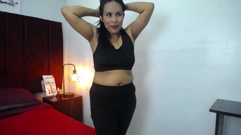Anthonelaa   online show from December 22, 1:11 pm