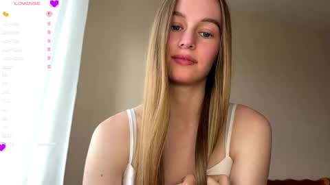 Viktoria online show from May 24, 3:33 pm