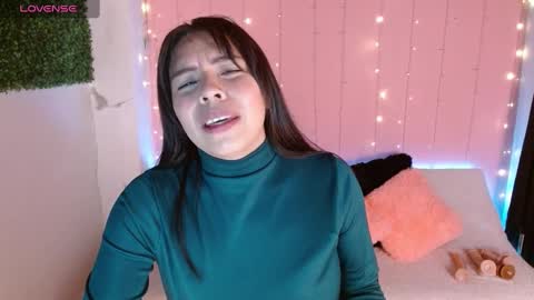 antolyh_c online show from December 4, 12:58 pm