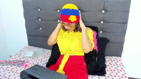antonella_rizzo01 online show from July 7, 10:56 pm