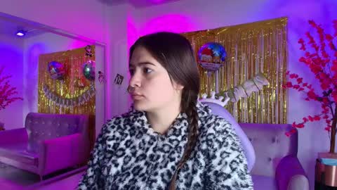 Antonella  online show from December 17, 3:33 am