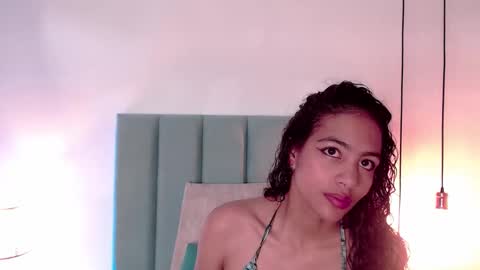 Snapshot of antonellahall_ chatting on January 15, 11:43 am AntonellaHall online show from January 15, 11:43 am