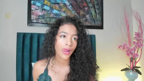 Snapshot of antonellahall_ chatting on October 9, 11:58 am AntonellaHall online show from October 9, 11:58 am