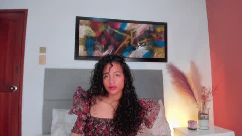 Snapshot of antonellahall_ chatting on February 3, 11:42 am AntonellaHall online show from February 3, 11:42 am