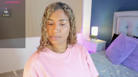 Sarah online show from December 19, 3:41 pm