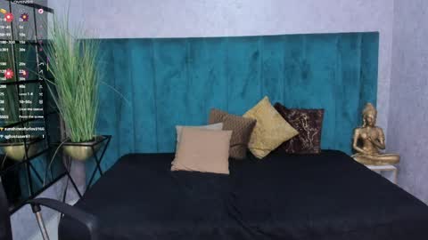 A N T O N I A online show from March 29, 12:37 pm