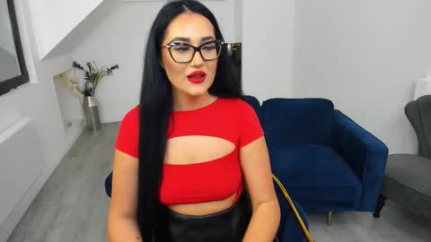 Anya online show from November 3, 11:14 am