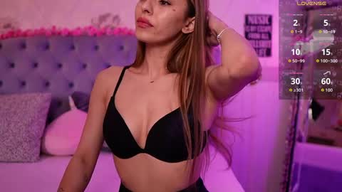 anya_sky_ online show from May 15, 10:07 am