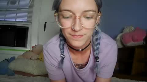 anyalatelyy online show from July 8, 12:24 am