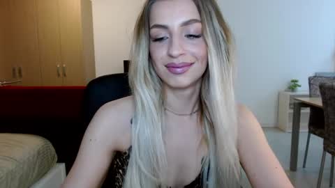 Anya online show from May 19, 7:32 pm