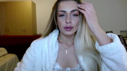 Anya online show from May 17, 5:34 pm