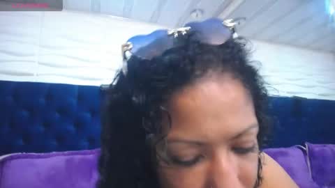 Anyela  online show from May 30, 1:53 pm