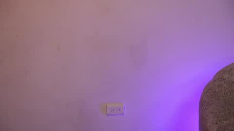 Dulce Maria online show from February 3, 6:40 am