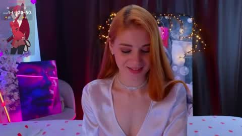 anylindsey online show from July 10, 7:09 am