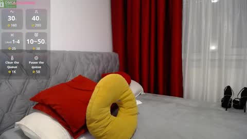 Sarah online show from May 22, 6:44 am