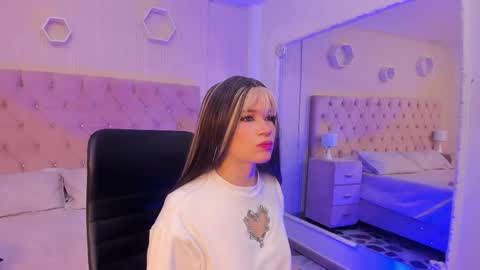 aphrodite online show from November 16, 9:04 pm