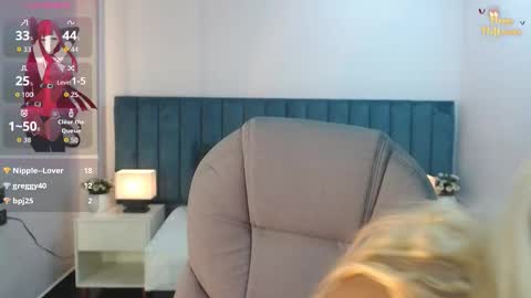 April Bunny online show from November 10, 10:38 pm