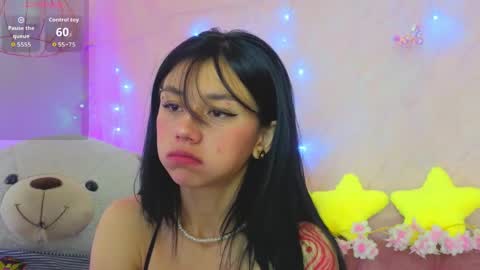   online show from May 7, 12:31 pm