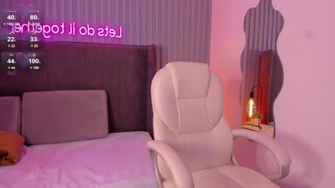 April online show from January 16, 10:42 am