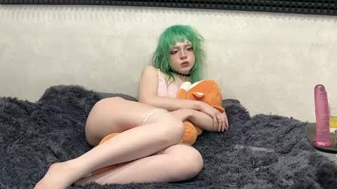 april online show from April 5, 11:04 pm