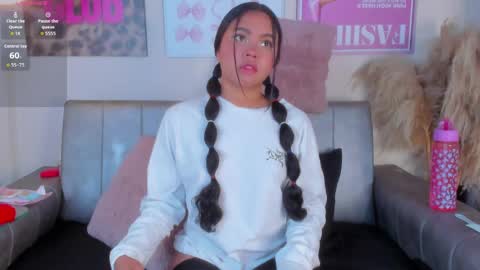 aprilgrey111 online show from April 4, 5:45 pm