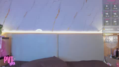 aprilgrey111 online show from February 25, 8:07 pm