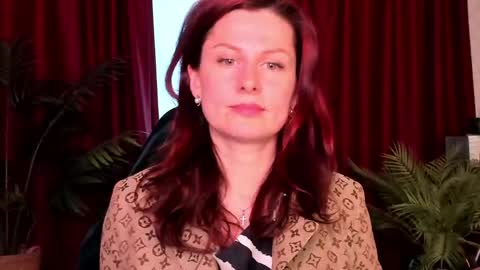 aprill_o_nill online show from May 6, 4:11 pm