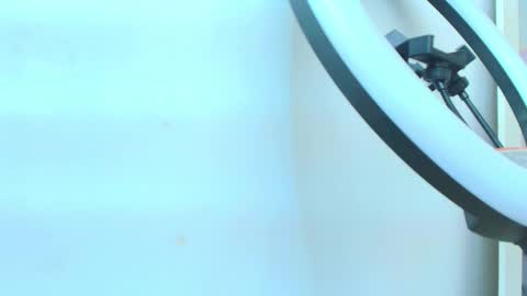 aprillross online show from December 20, 12:31 pm