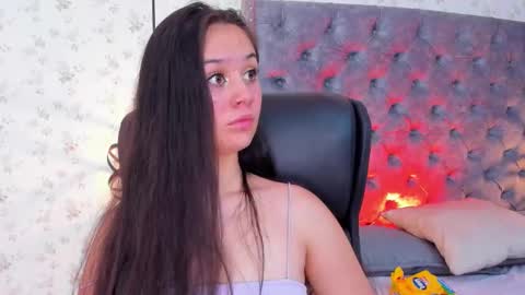 April online show from November 4, 7:08 pm