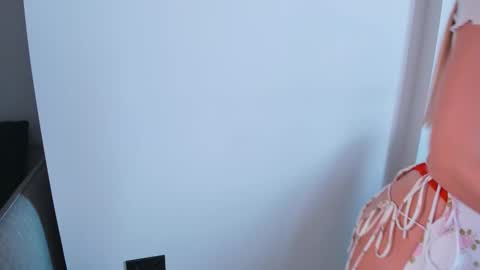 aquilaris online show from March 14, 6:14 am