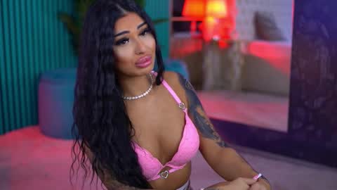 arabellaposh online show from November 22, 7:11 am