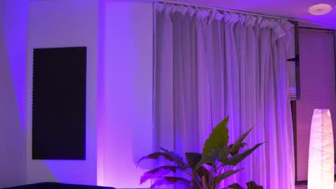 IsaBella online show from May 21, 7:34 pm