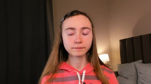 Emily online show from January 18, 11:32 am