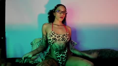 Jessie online show from April 11, 4:07 am