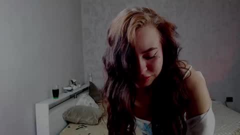 ari_devil online show from April 21, 5:20 pm