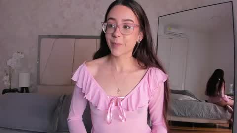Ari Wilde online show from May 15, 12:08 pm