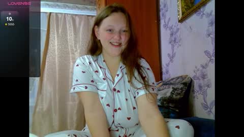 Aria online show from October 11, 9:28 pm